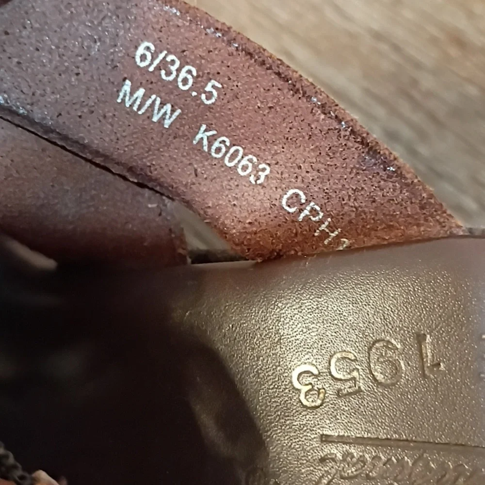 Kork-Ease  Beatrice Brown Leather Wedge Sandals Size 6